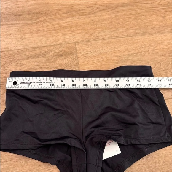 NWT Roxy Black Swim Shorts Bikini Bottoms Size Medium - Picture 3 of 6